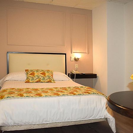 Hotel Italia クエンカ エクステリア 写真