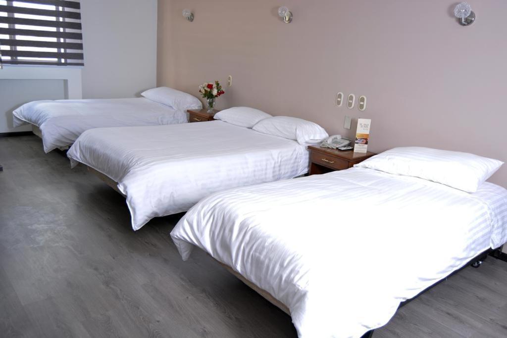 Hotel Italia クエンカ エクステリア 写真